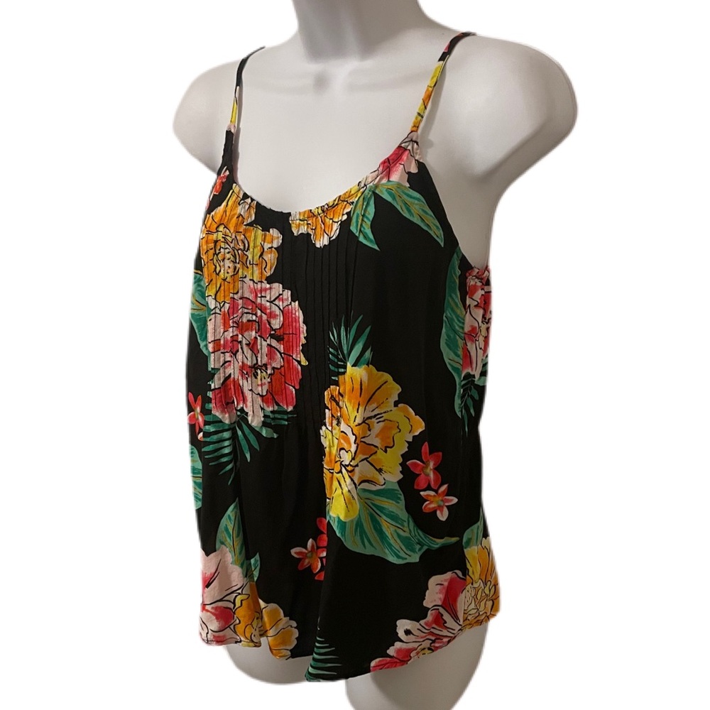 Old Navy top